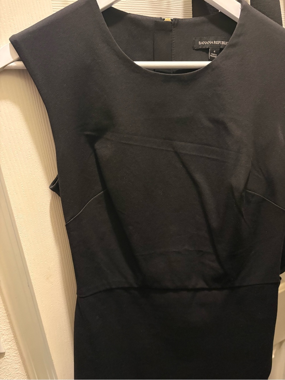 Banana Republic Black Sleeveless Sheath Dress